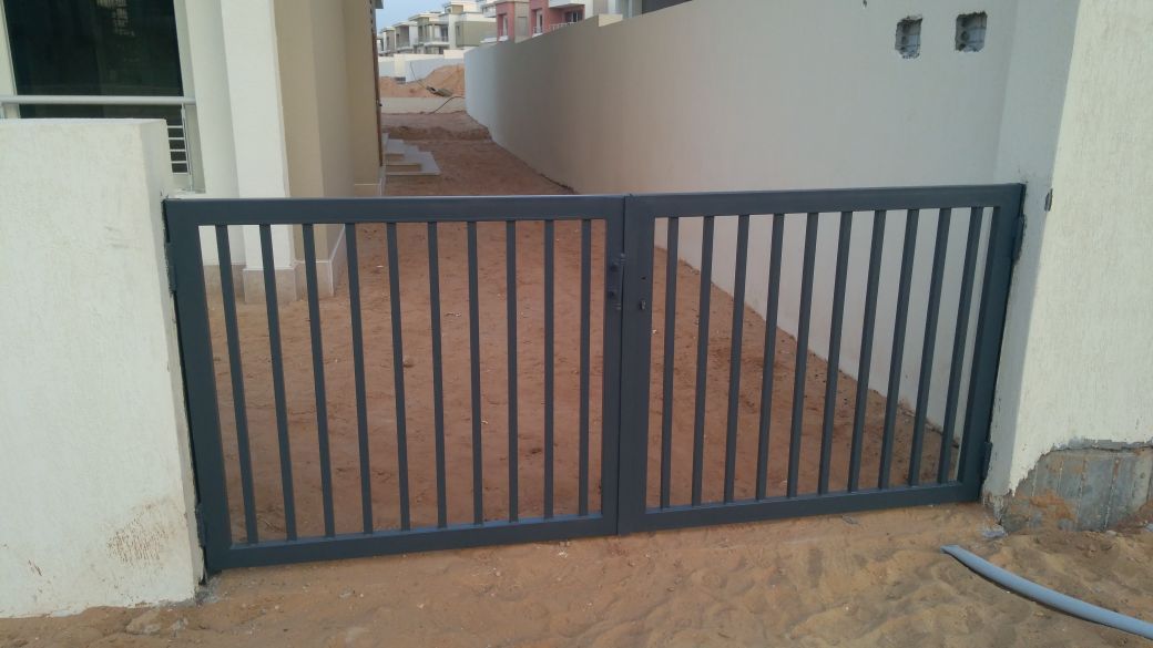 Steel Handrail at Oriana Project (3)